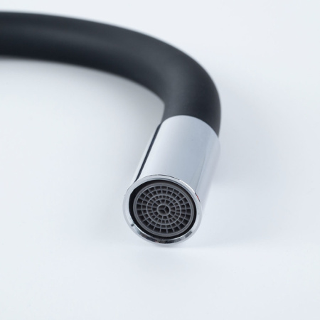 излив iddis 995fb50b5sm силикон 500 мм гибкий, черный