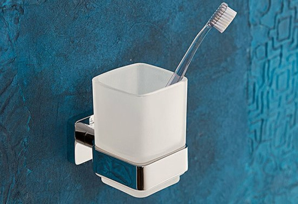 Стакан для зубных щеток Villeroy&Boch Elements-Striking TVA15201900061 Хром