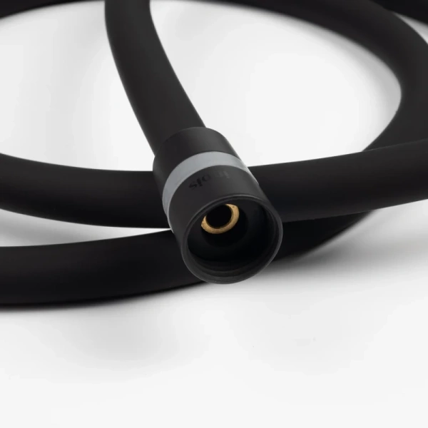 шланг для душа iddis optima home oph20bli19, черный матовый, силиконовый, 2,0м,