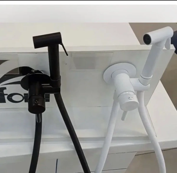 гигиенический душ paffoni tweet round zdup110bo со смесителем, белый матовый