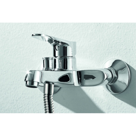 смеситель для ванны с душем bravat eco f6111147c-b смеситель для ванны с душем bravat eco f6111147c-b