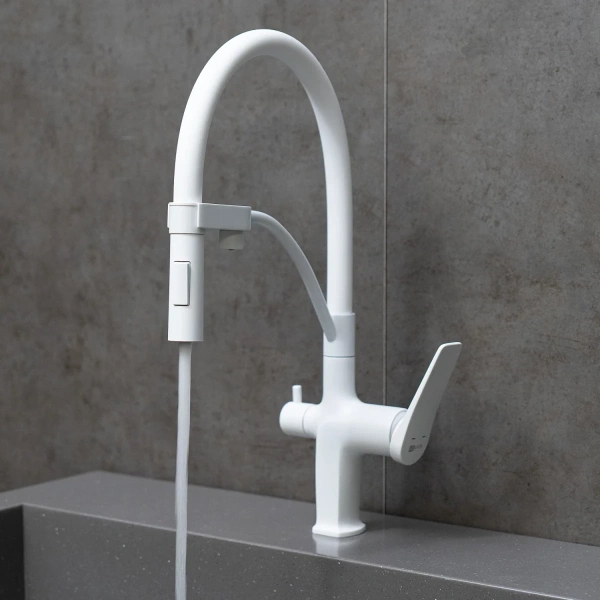 смеситель для кухни lemark bronx lm3761mw с подключением к фильтру, гибким изливом, белый матовый